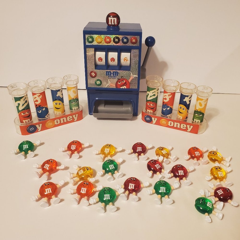 🌺🌺🌺SOLD🌺🌺🌺 M&M's Las Vegas Slot Machine - Picture 1 of 16